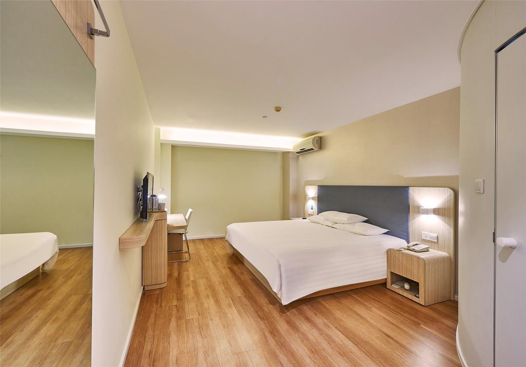 Hanting Hotel Shanghai Bund Middle Jiangxi Road Exterior photo
